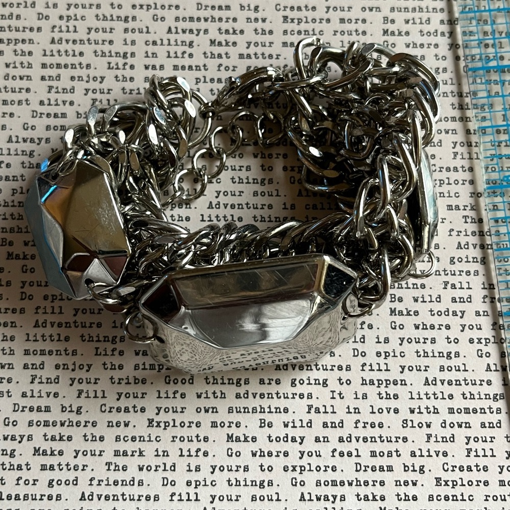 Metal Chain ~ 🔗 Silver Tone Bracelet